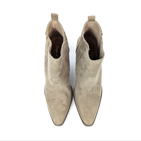 Qupid Women Shoes Grey Taupe Slay Slip On Ankle Boot Size 7.5 - Picture 4 of 8
